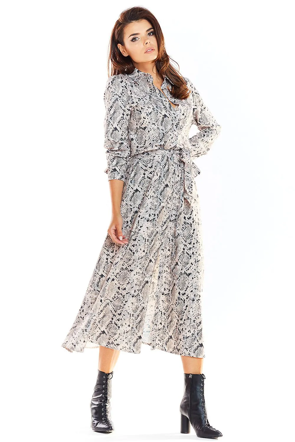 Chic Flared Maxi Dress with Adjustable Belt