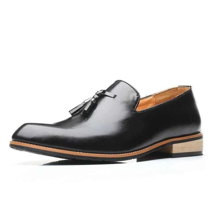 Elegant Pointed-Toe British Dress Shoes for Men with Soft Rubber Soles - Ideal for Weddings