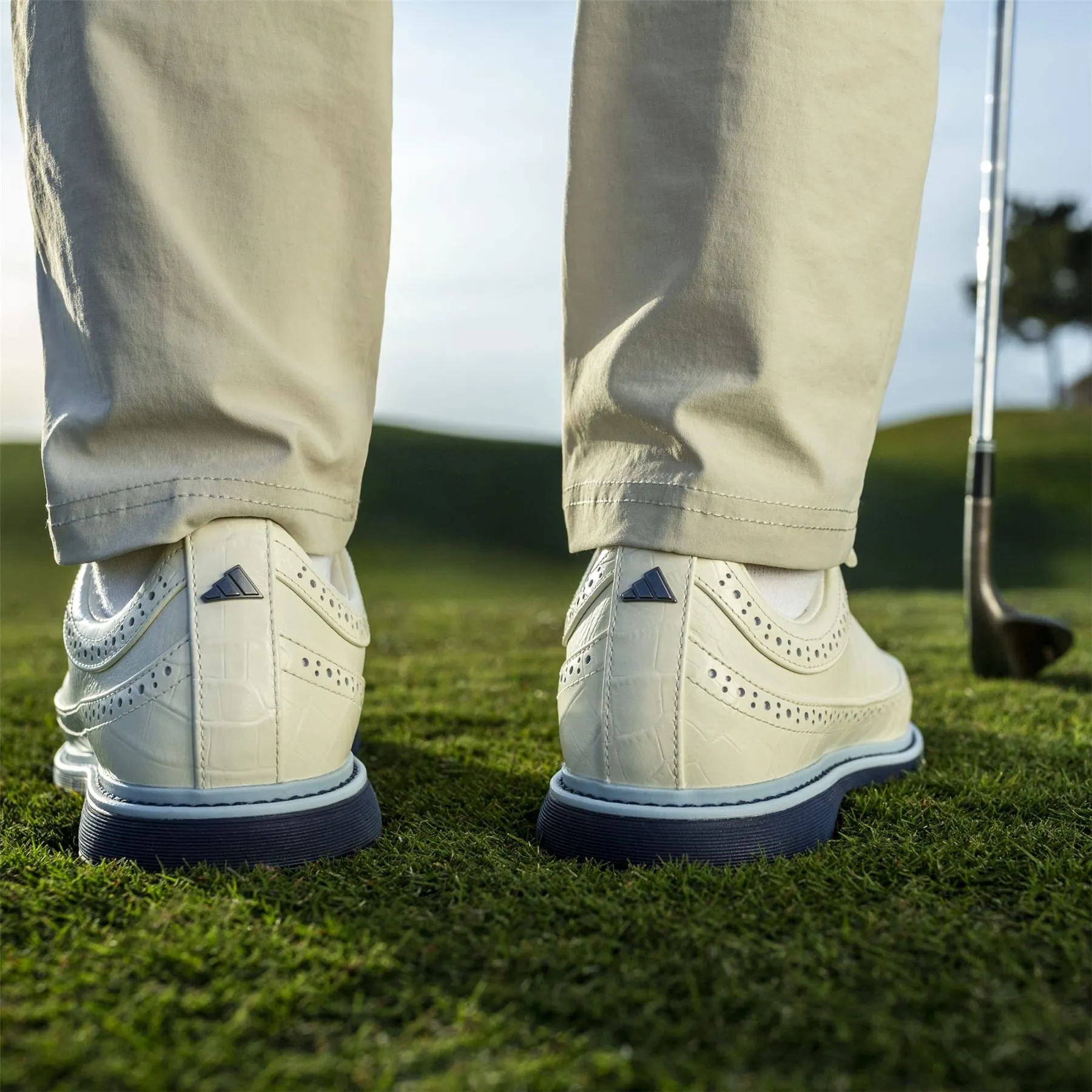 MC80 Spikeless Golf Shoes White/Navy - AW24