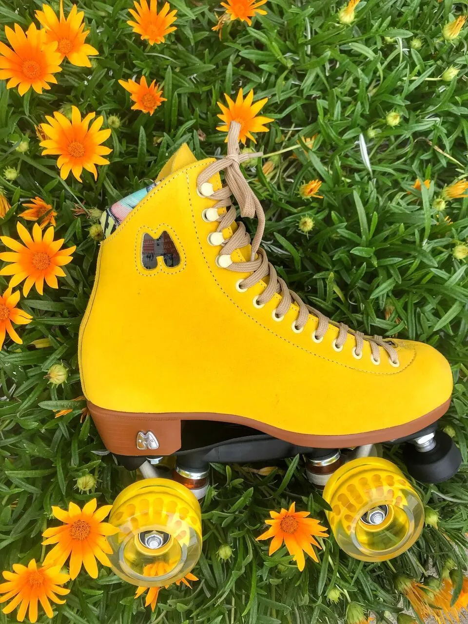 Moxi Lolly Outdoor Complete - Pineapple Roller Skates Complete - Super Sale