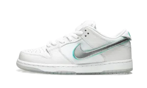 Nike SB Dunk Low "Diamond"