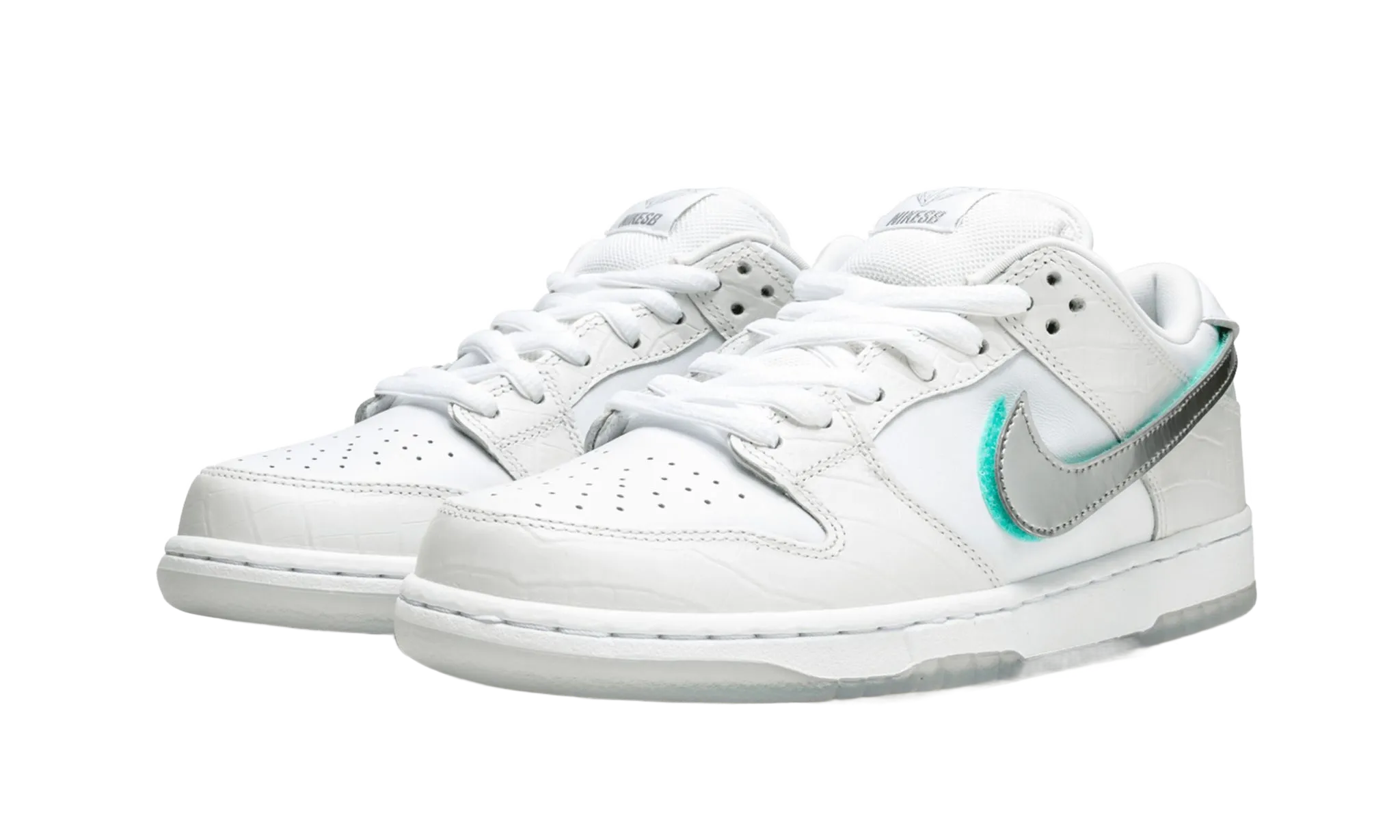 Nike SB Dunk Low "Diamond"