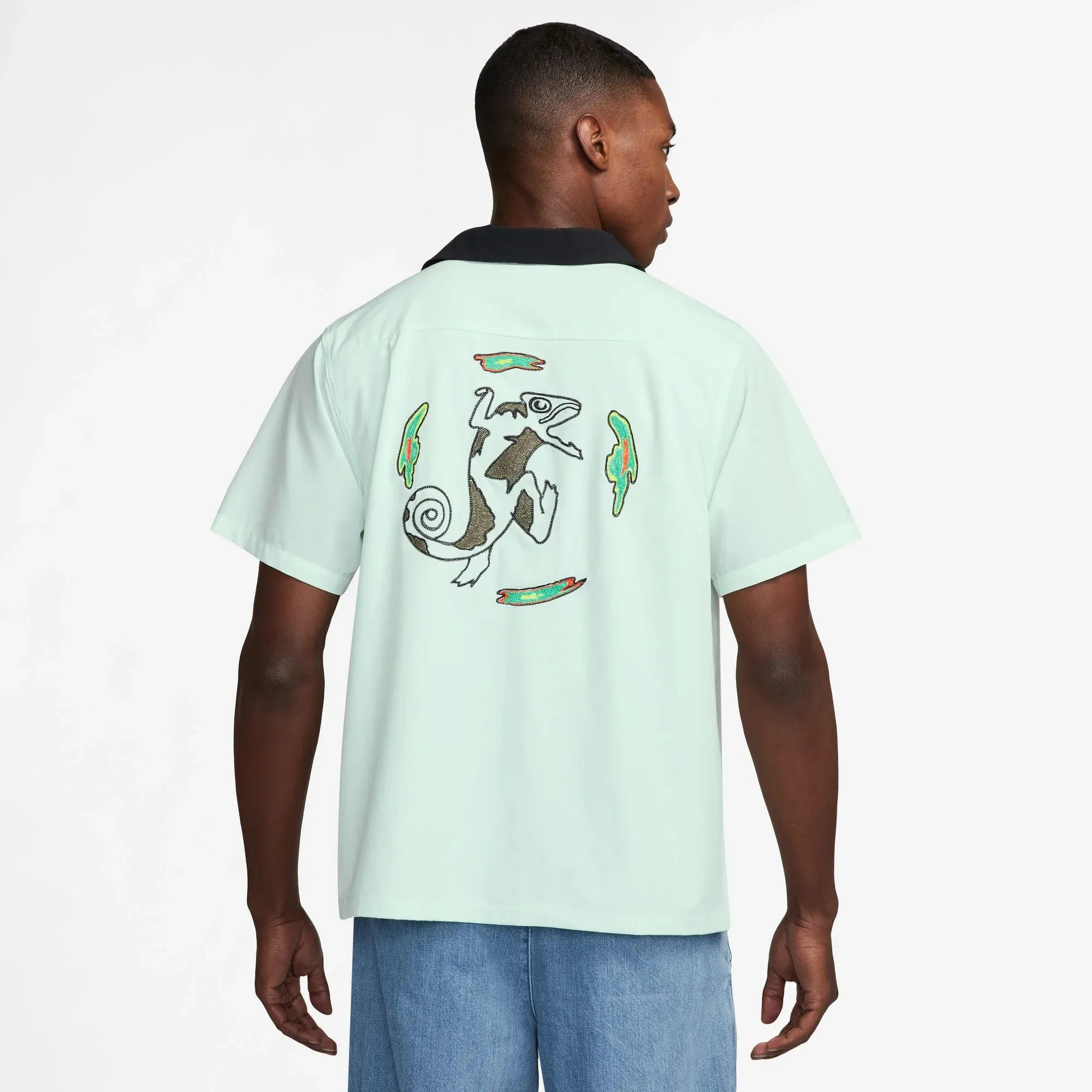 Nike SB Short Sleeve Button Up Skate Bowler Top Barely Green