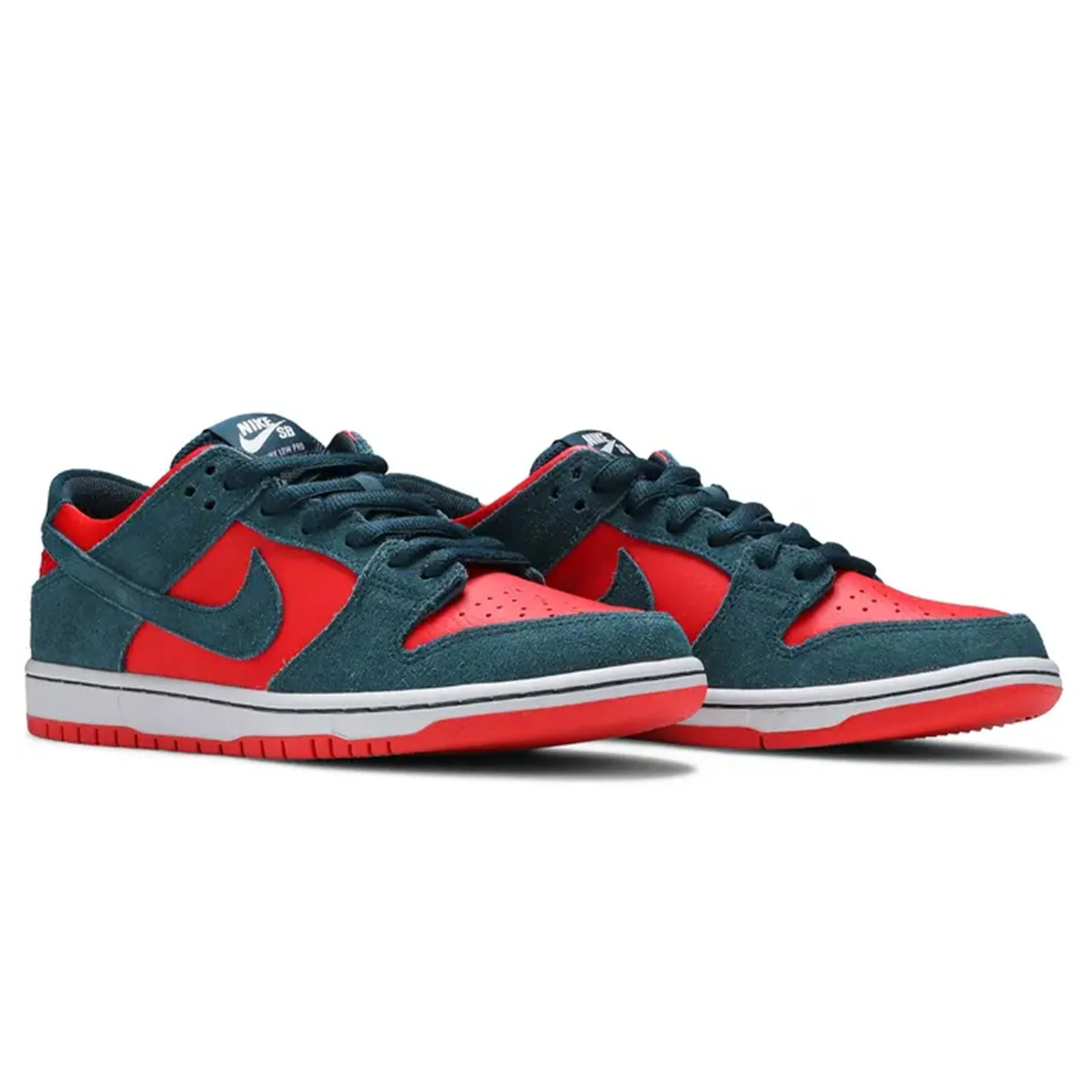 Nike Zoom Dunk Low SB 'Reverse Shark'