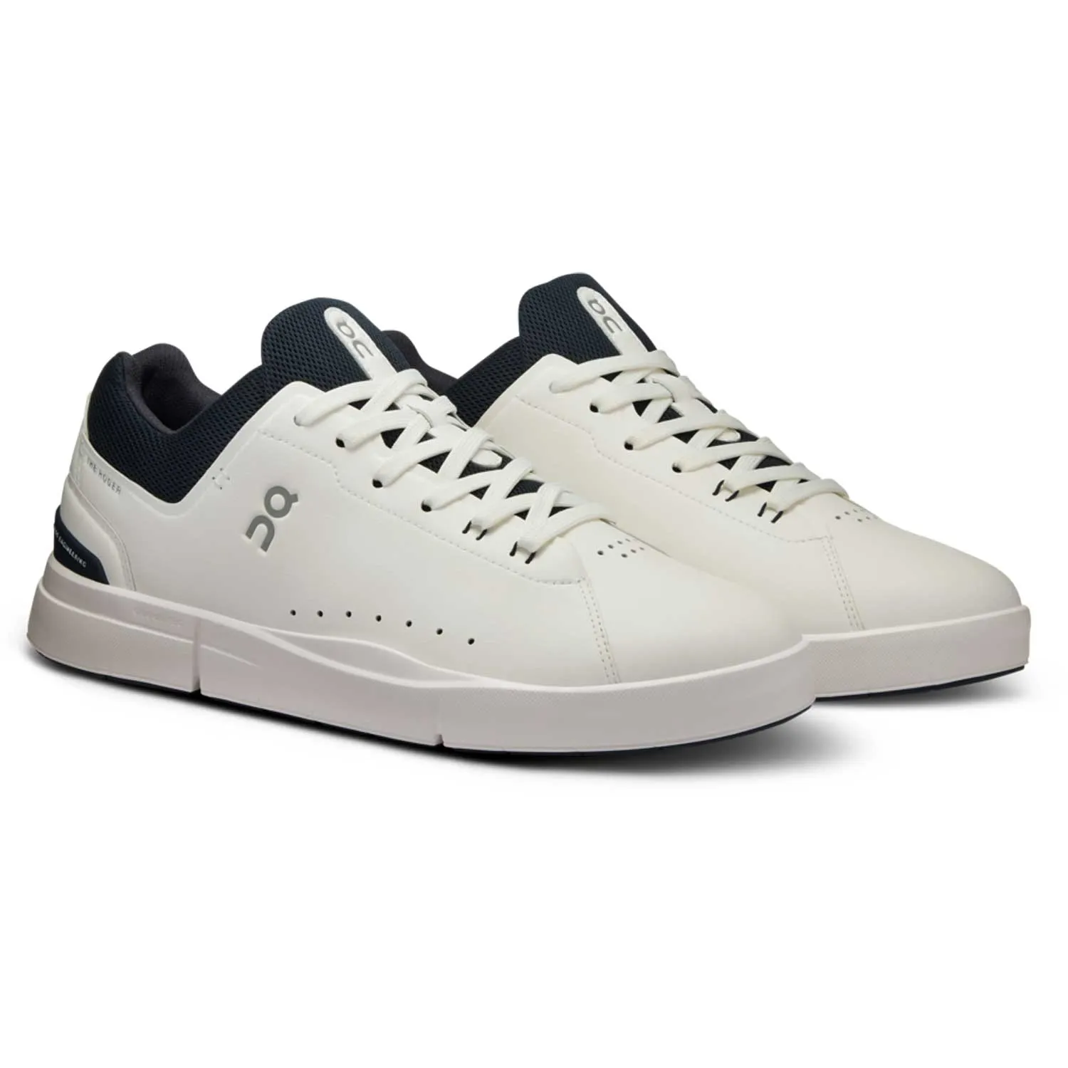 On Roger Advantage White/Midnight