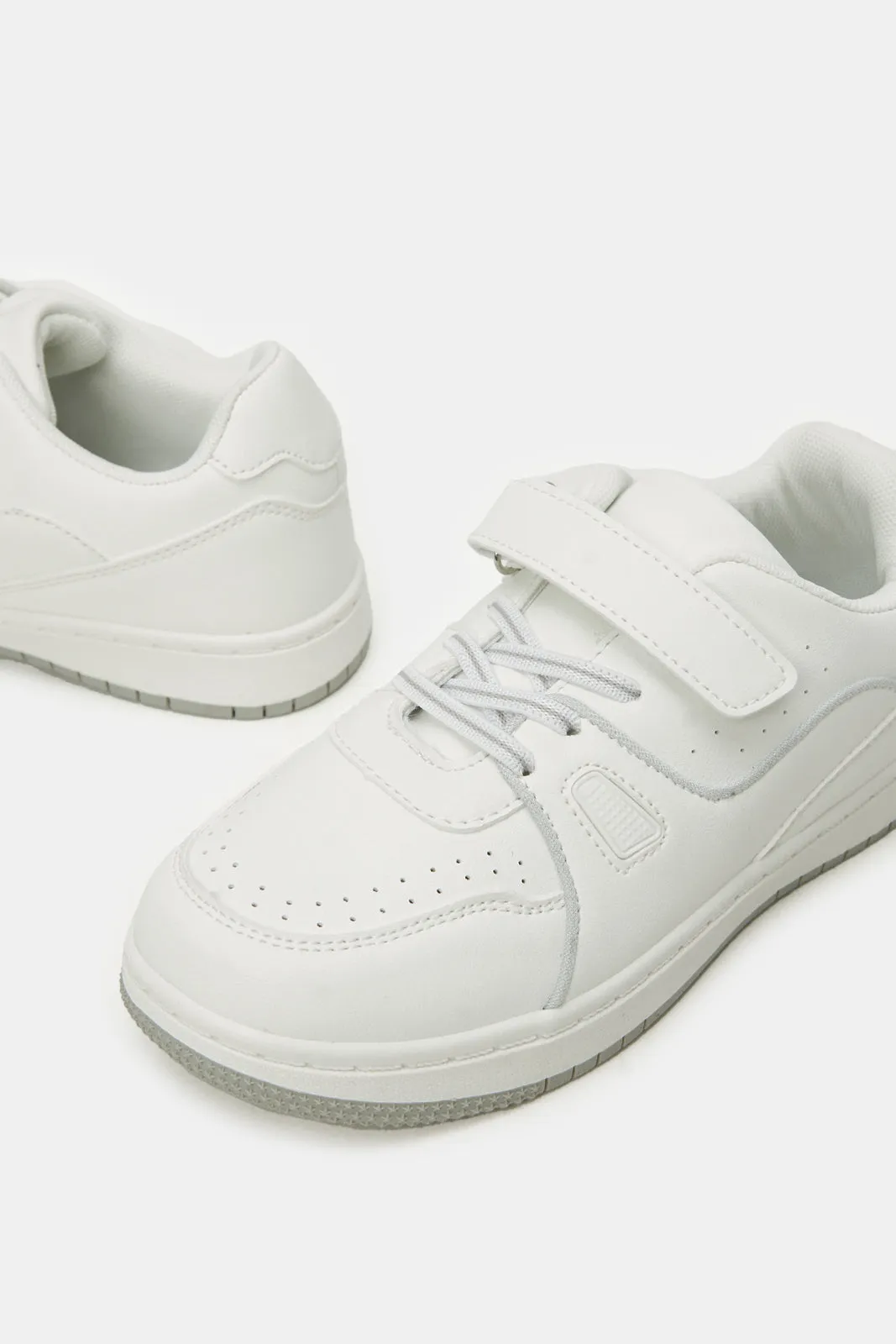 Senior Boys White Material Block Skate Shoes