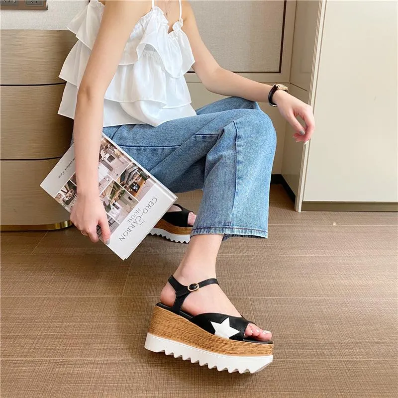 Slope Heel Star Buckle Sandals