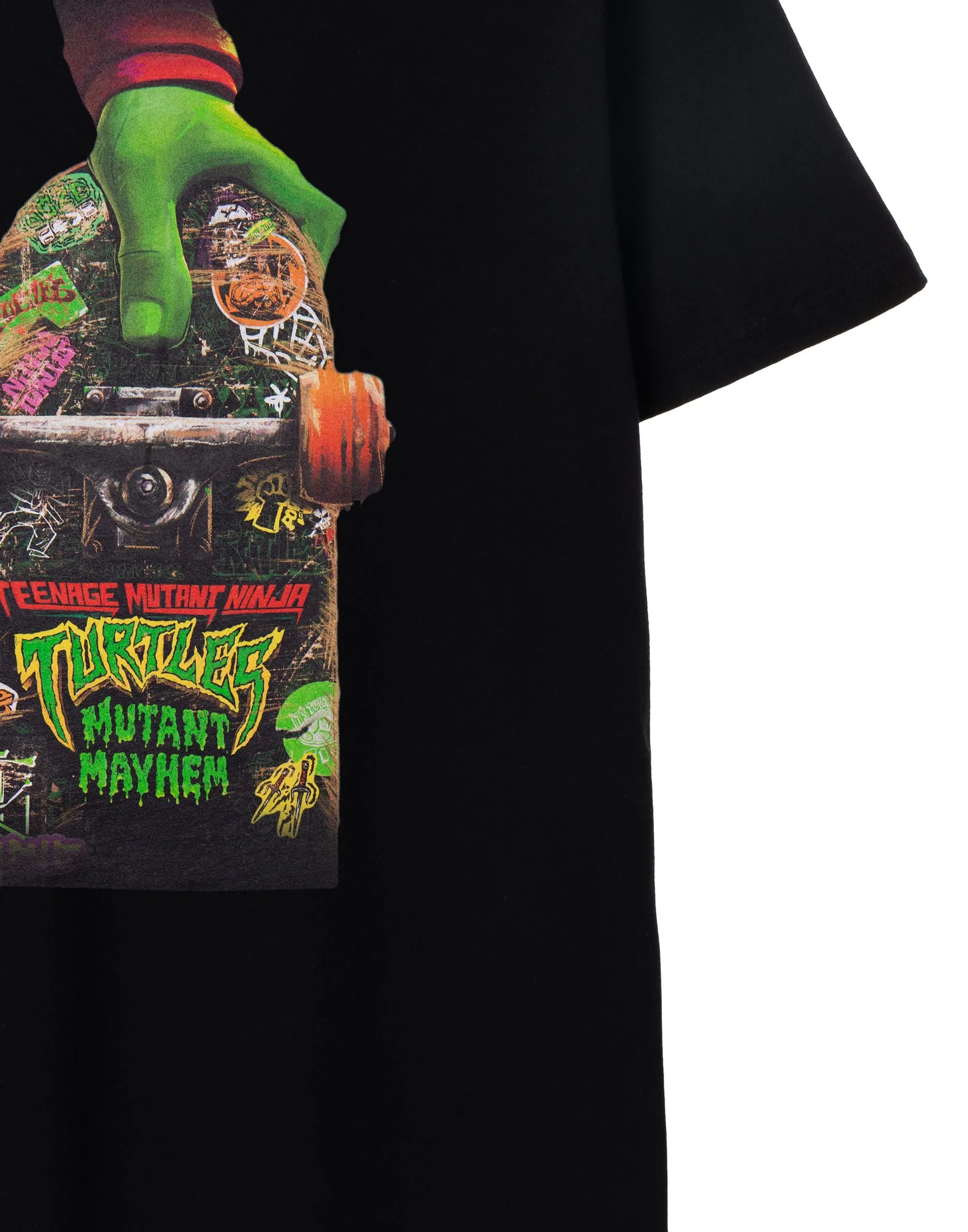 Teenage Mutant Ninja Turtles Mens Black Mutant Mayhem Skateboard Design Short-Sleeved T-Shirt